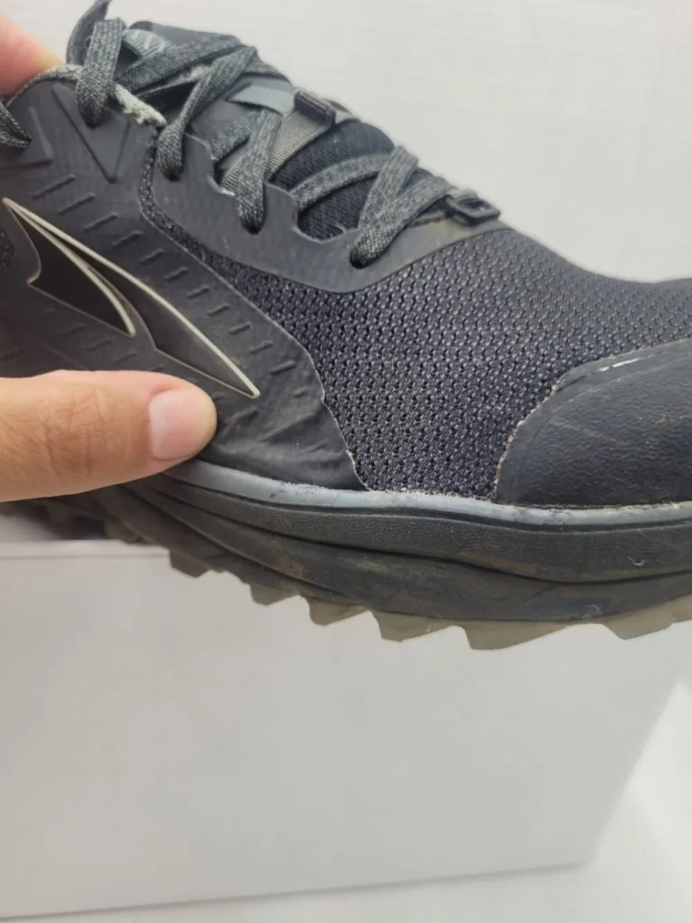 Altra Timp 3 Mens 10 Black Trail Running Hiking Shoes Zero Drop FootShape